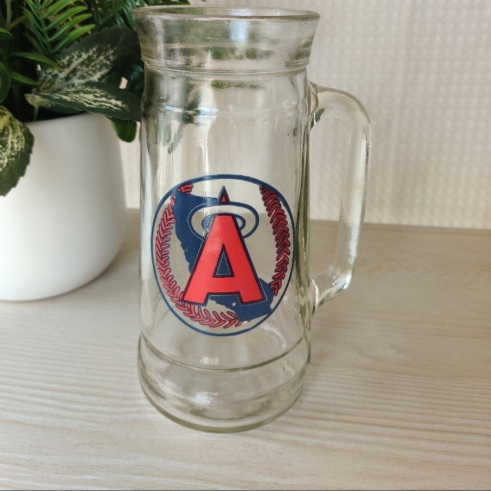 Vintage, Los Angeles Angels of Anaheim Glass "Mug O Nuts",Mug
